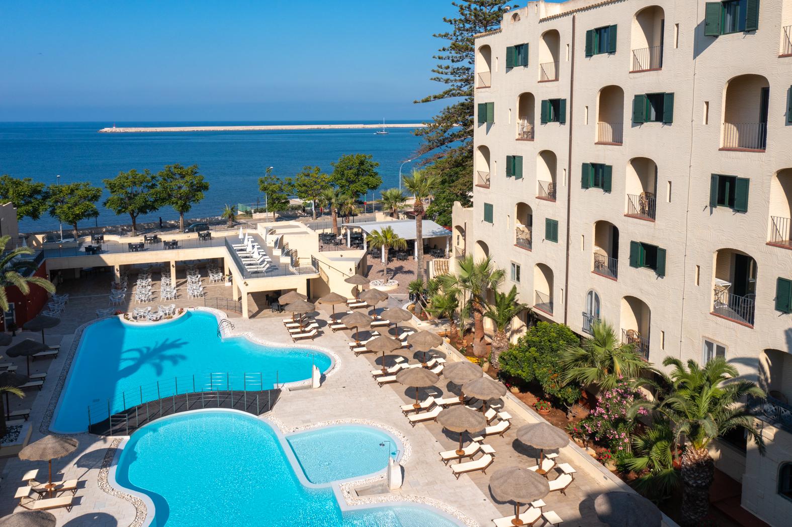 Hotel Hopps مازارا ديل فالو المظهر الخارجي الصورة